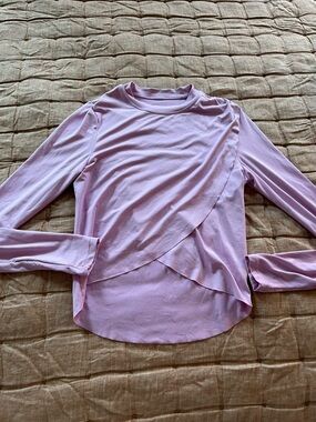 Wilo the label Long sleeve work out layered top size small